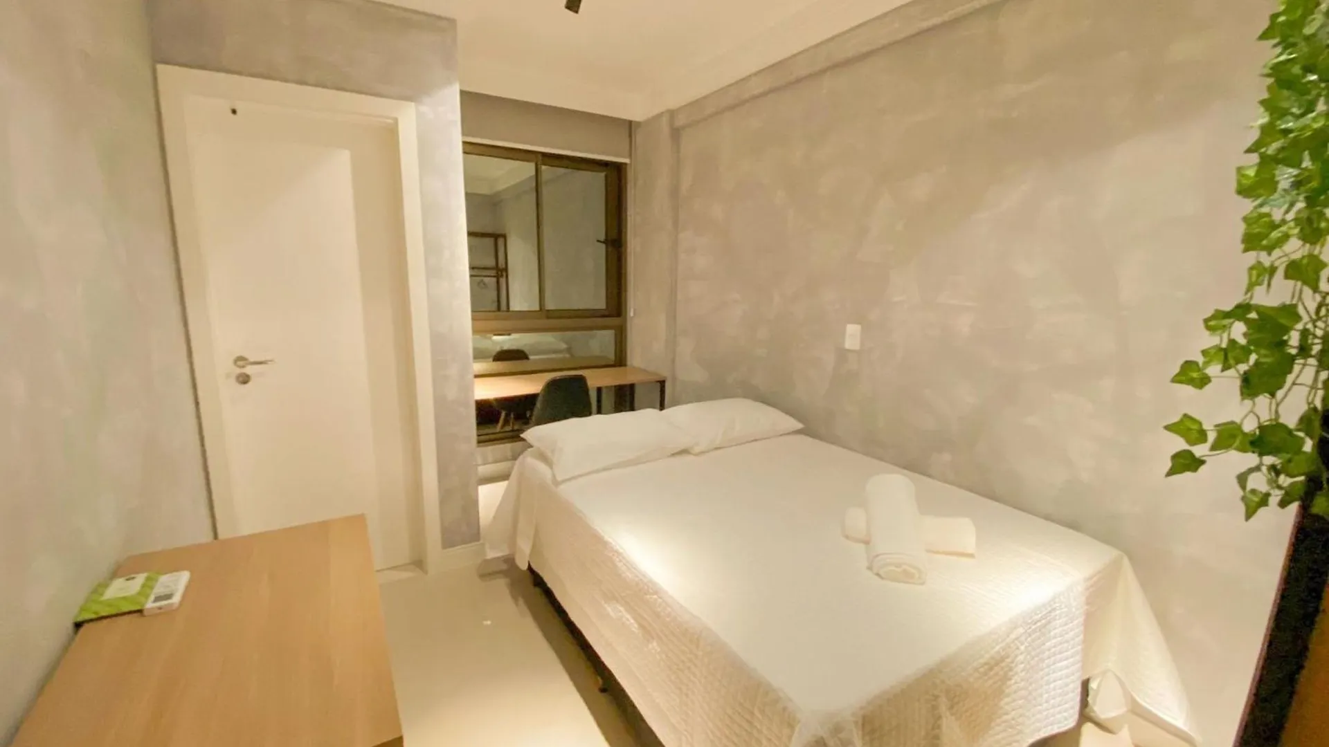 アパート Jurere Internacional 2 Suites Lindo Completo フロリアノポリス